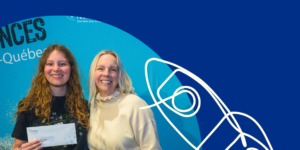 Zoe Hardwig reçoit sa bourse des mains de Emma-Émilie Gélinas, vice-présidente de la FPPU, aux Expo-sciences 2026.